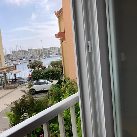 Grand T2 A Gruissan, Calme, Vue Sur Le Port * 그륏상