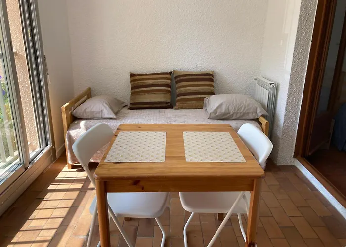 Apartament Grand T2 A Gruissan, Calme, Vue Sur Le Port Gruissan